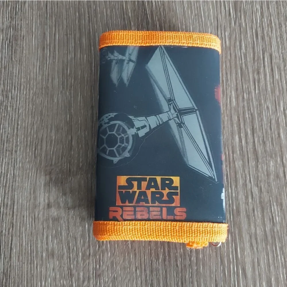 STAR WARS REBELS RISE IN THE GALACTIC EMPIRE 3D LENTICULAR WALLET W/KEY RING